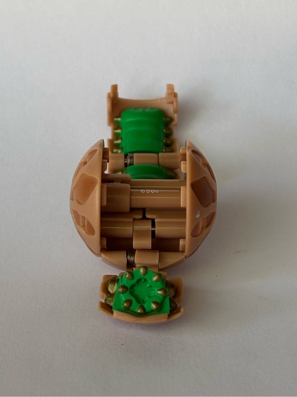 Bakugan Battle Brawlers B1 Subterra Wormquake 650G with Wormquake Card
